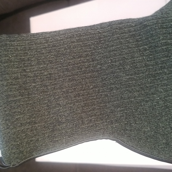 Pull on boot - Picture 3 of 11